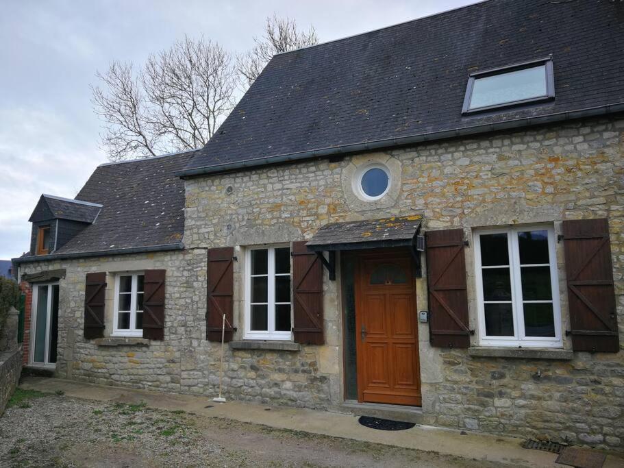 Maison Les Vieilles Cours Blosville Exteriér fotografie